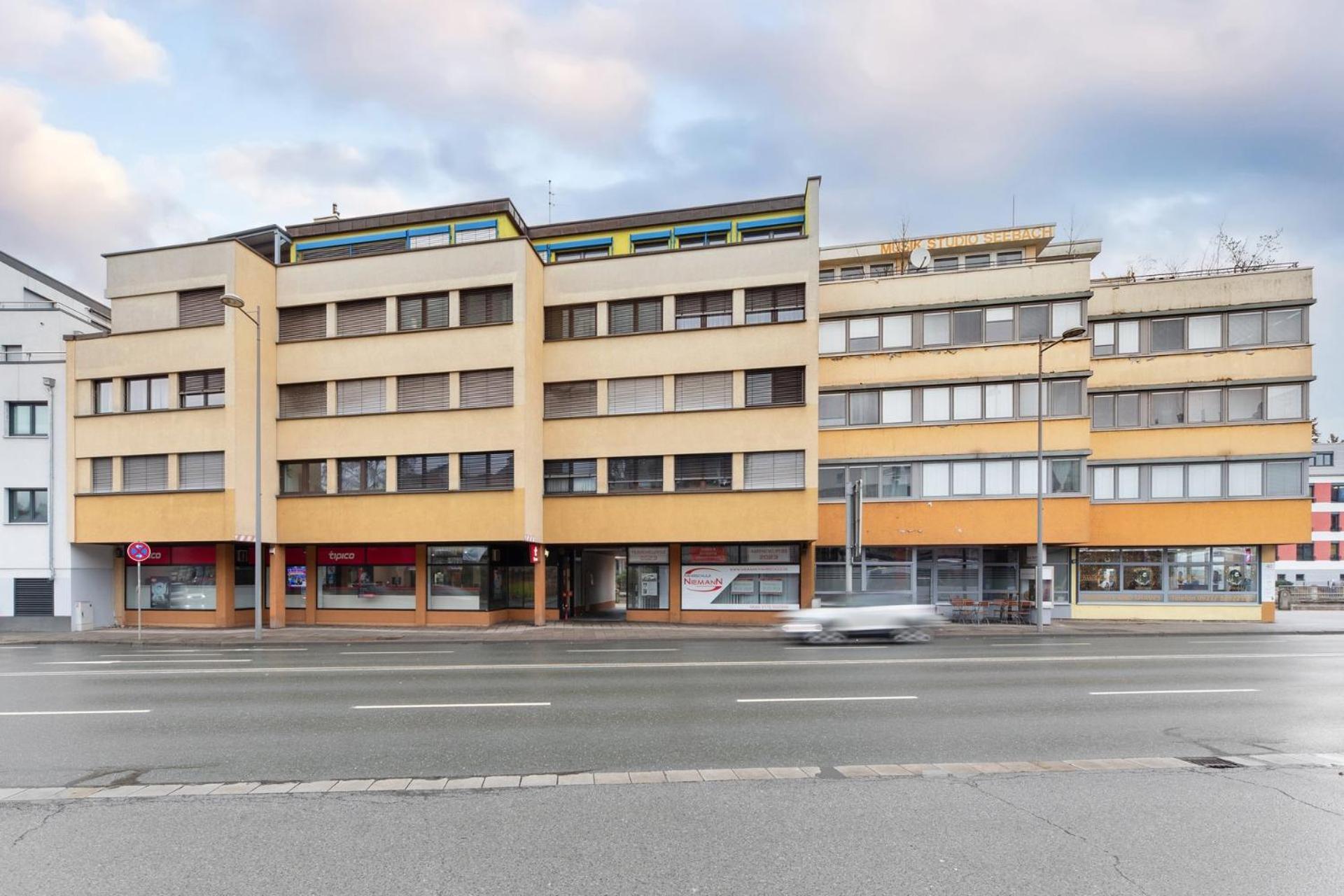 Sali Homes - Charming Studio Apartment In Heart Of Bayreuth With Balcony Buitenkant foto