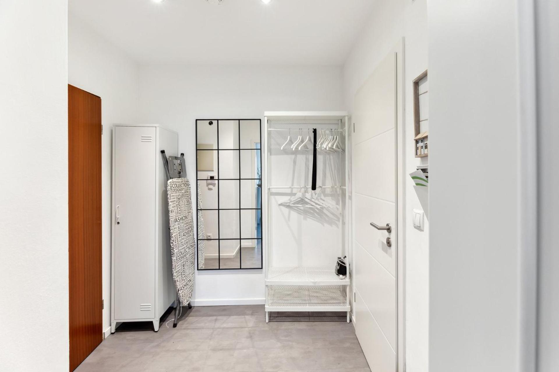 Sali Homes - Charming Studio Apartment In Heart Of Bayreuth With Balcony Buitenkant foto