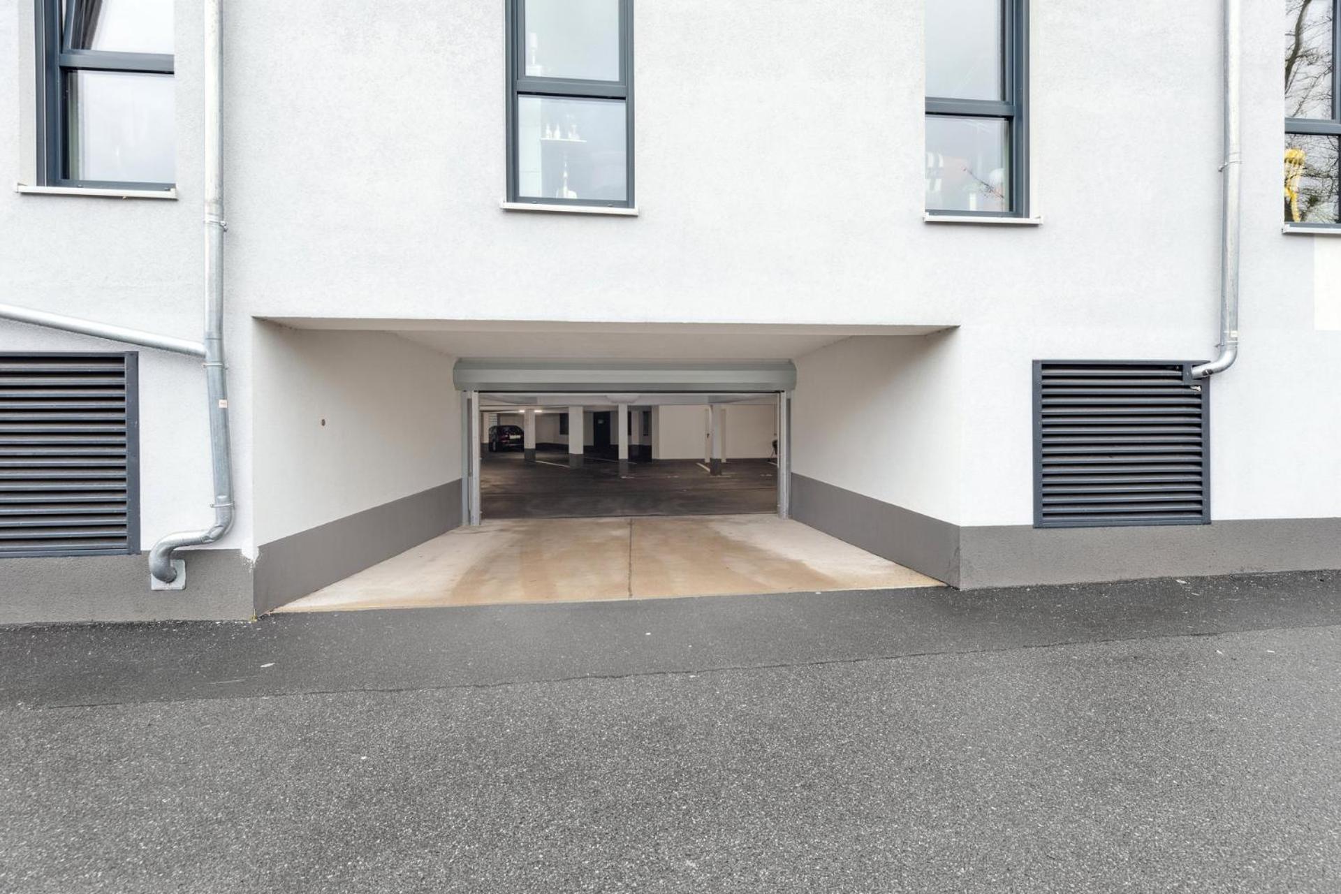 Sali Homes - Charming Studio Apartment In Heart Of Bayreuth With Balcony Buitenkant foto